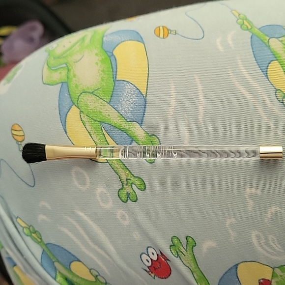NWOT ESTEE LAUDER Blending brush - Picture 2 of 3